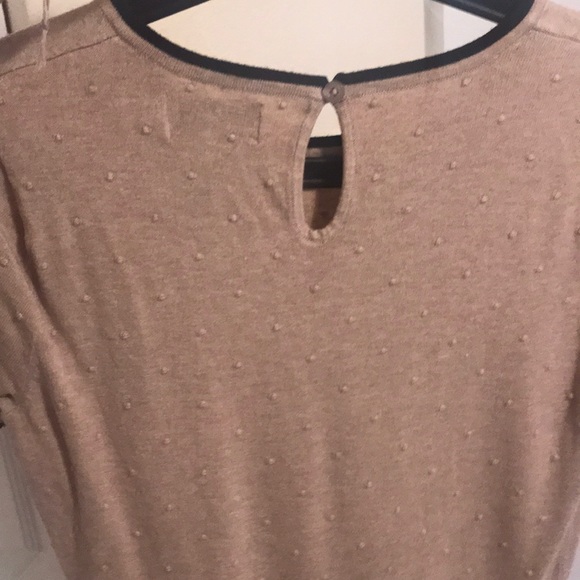 Elle Top - Picture 2 of 2